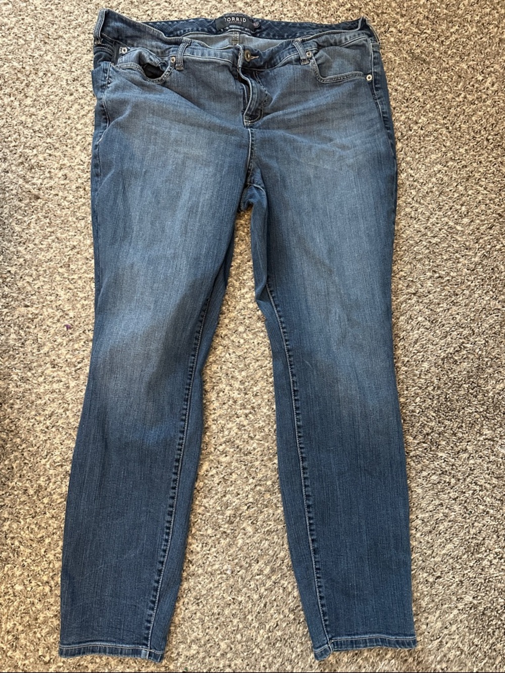 torrid Medium Wash Skinny Jeans in Blue